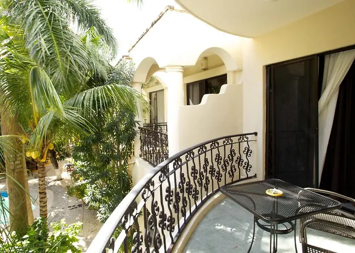 Hotel Hacienda Paradise