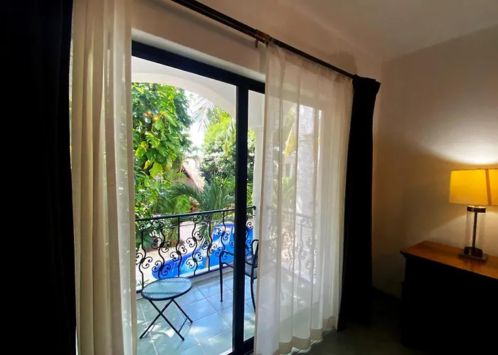 Hacienda Paradise Hotel 4*