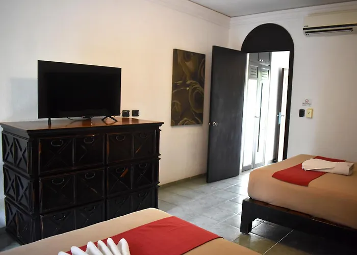 Hacienda Paradise 4*