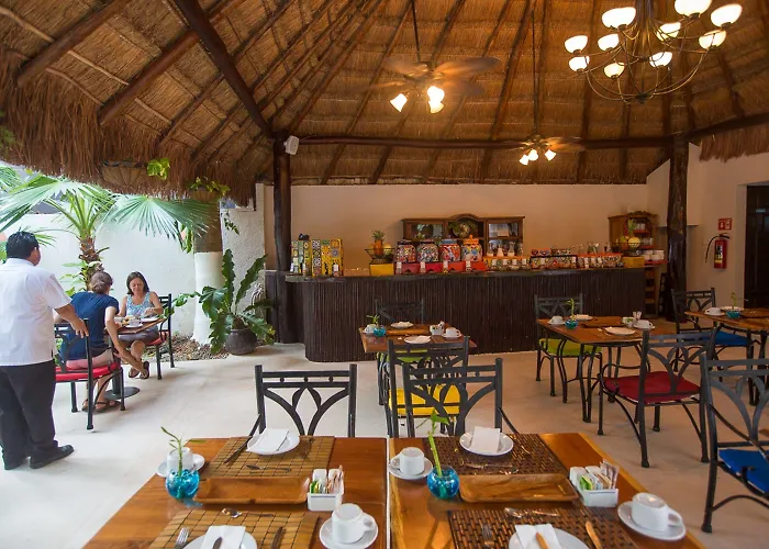 Hotel Hacienda Paradise 4*